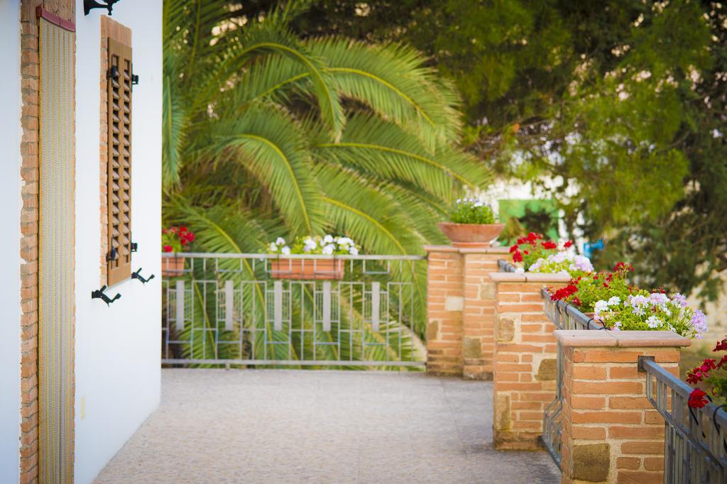 Il Delfino Vila Pisticci Exterior foto